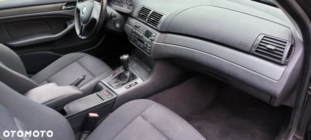 BMW Seria 3 318i Edition Exclusive - 17