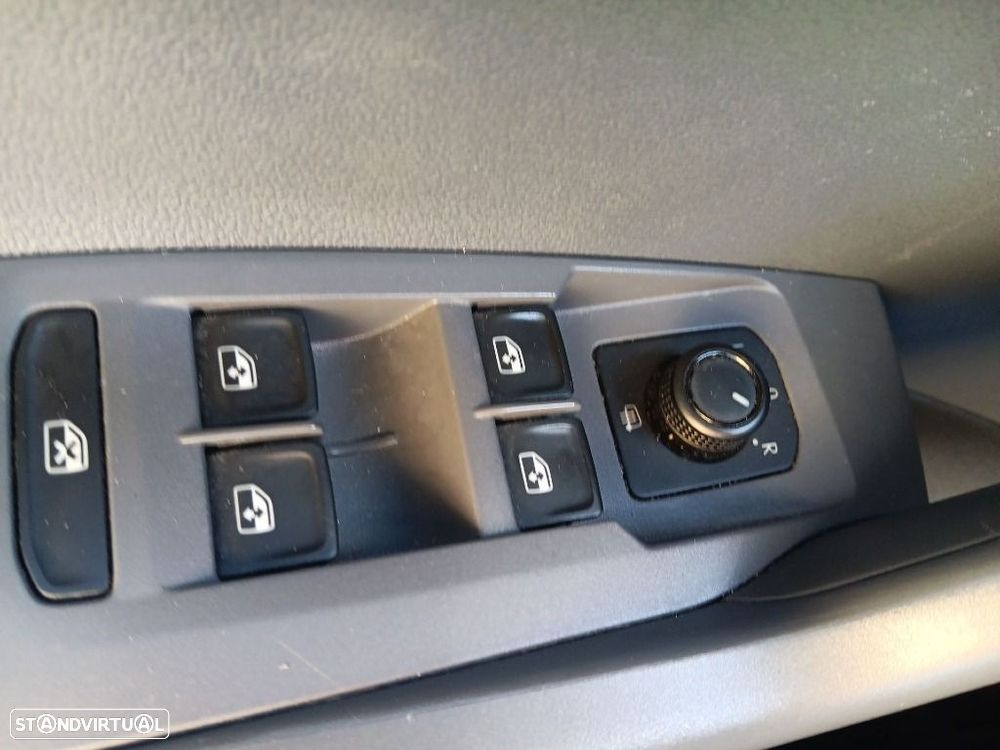 VW T-Cross 1.0 TSI Life - 30
