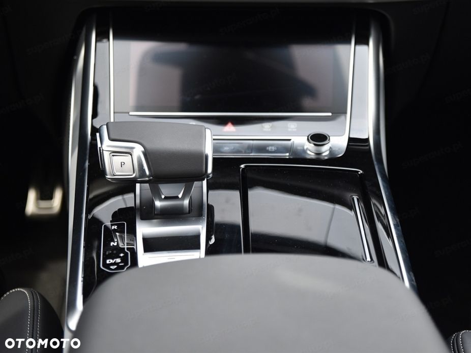 Audi Q8 - 11