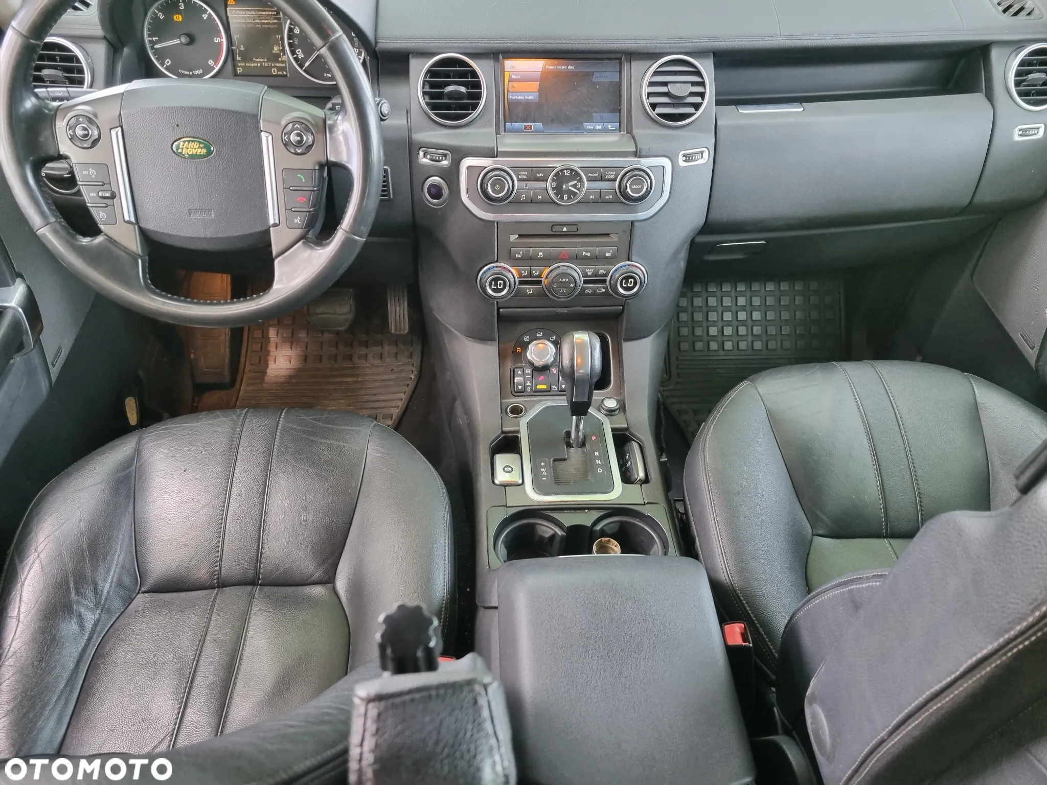 Land Rover Discovery IV 3.0D V6 HSE - 6
