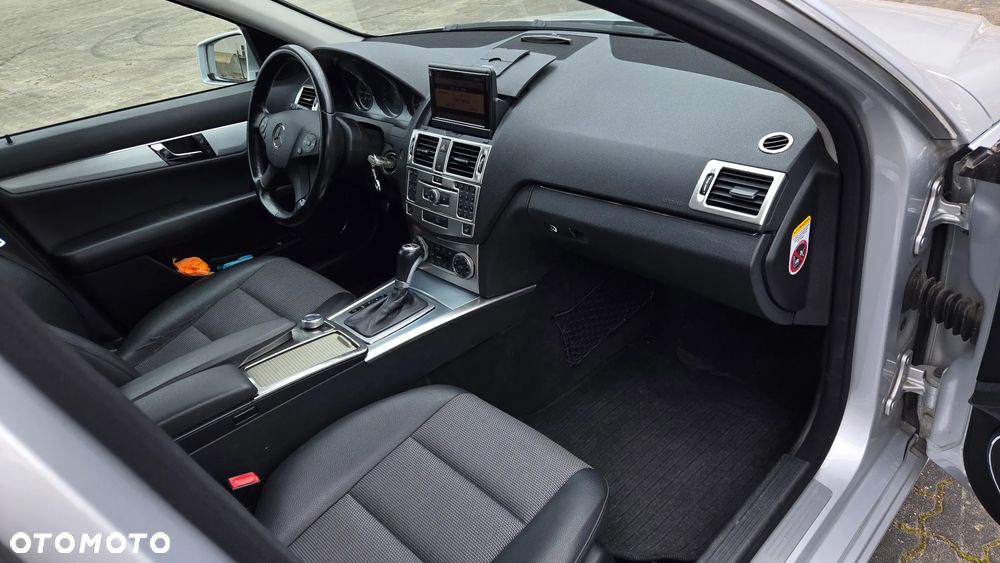 Mercedes-Benz Klasa C - 8