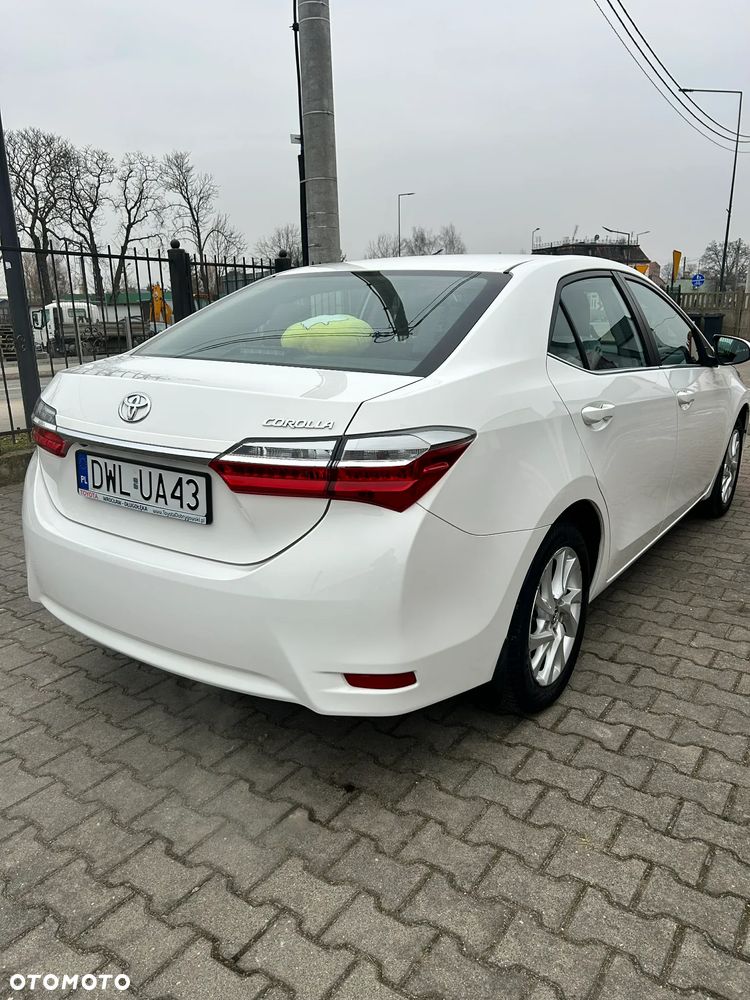Toyota Corolla 1.6 Comfort - 3