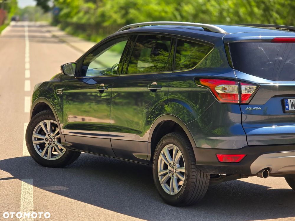 Ford Kuga 1.5 EcoBoost 2x4 Titanium - 39
