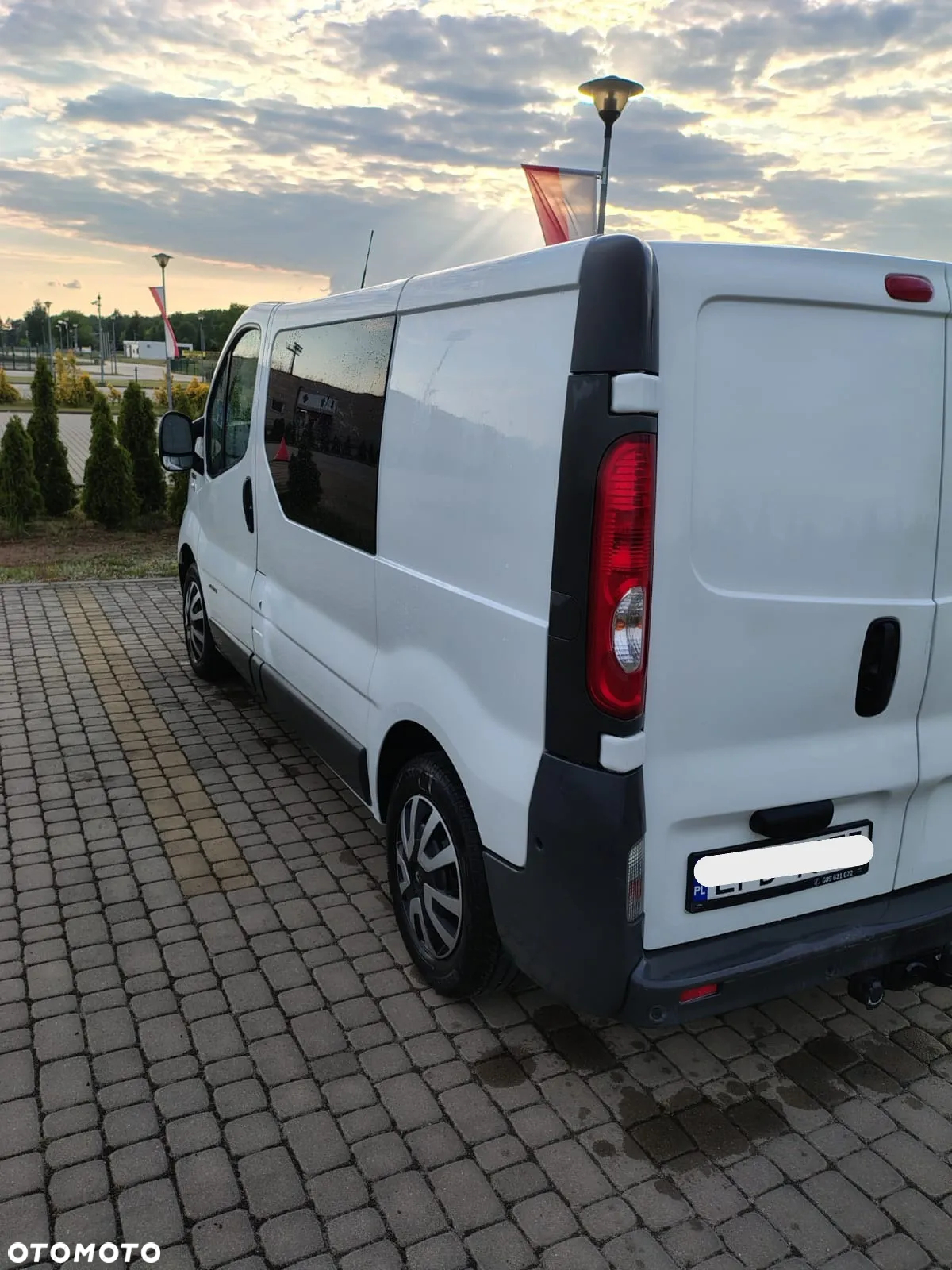 Renault Trafic - 9