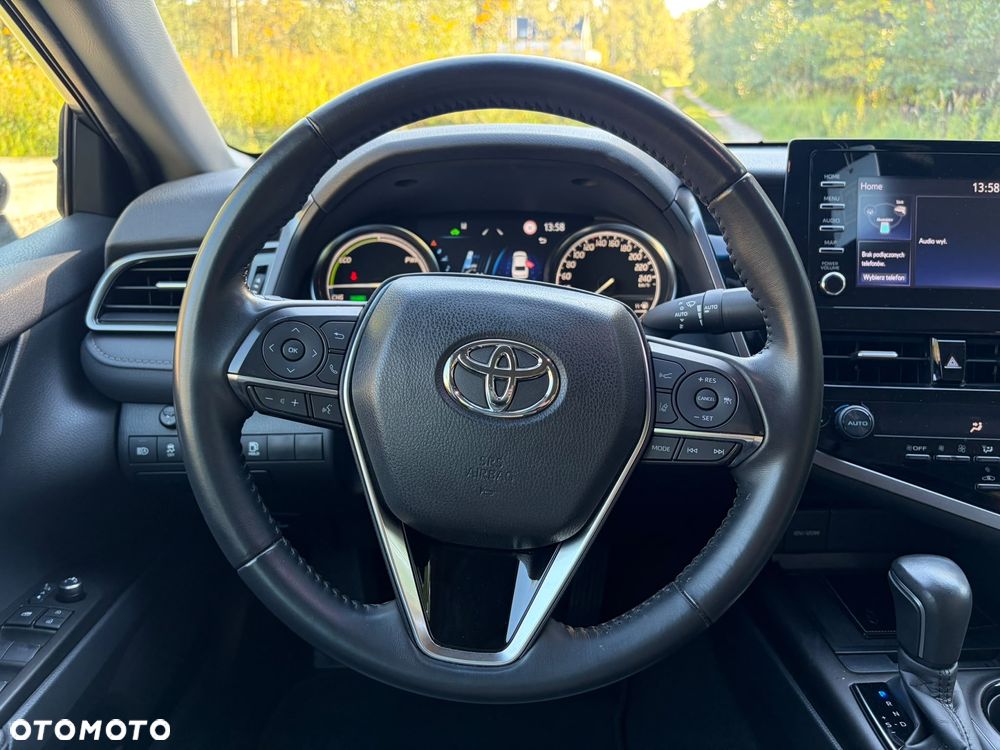 Toyota Camry 2.5 Hybrid Executive CVT - 14
