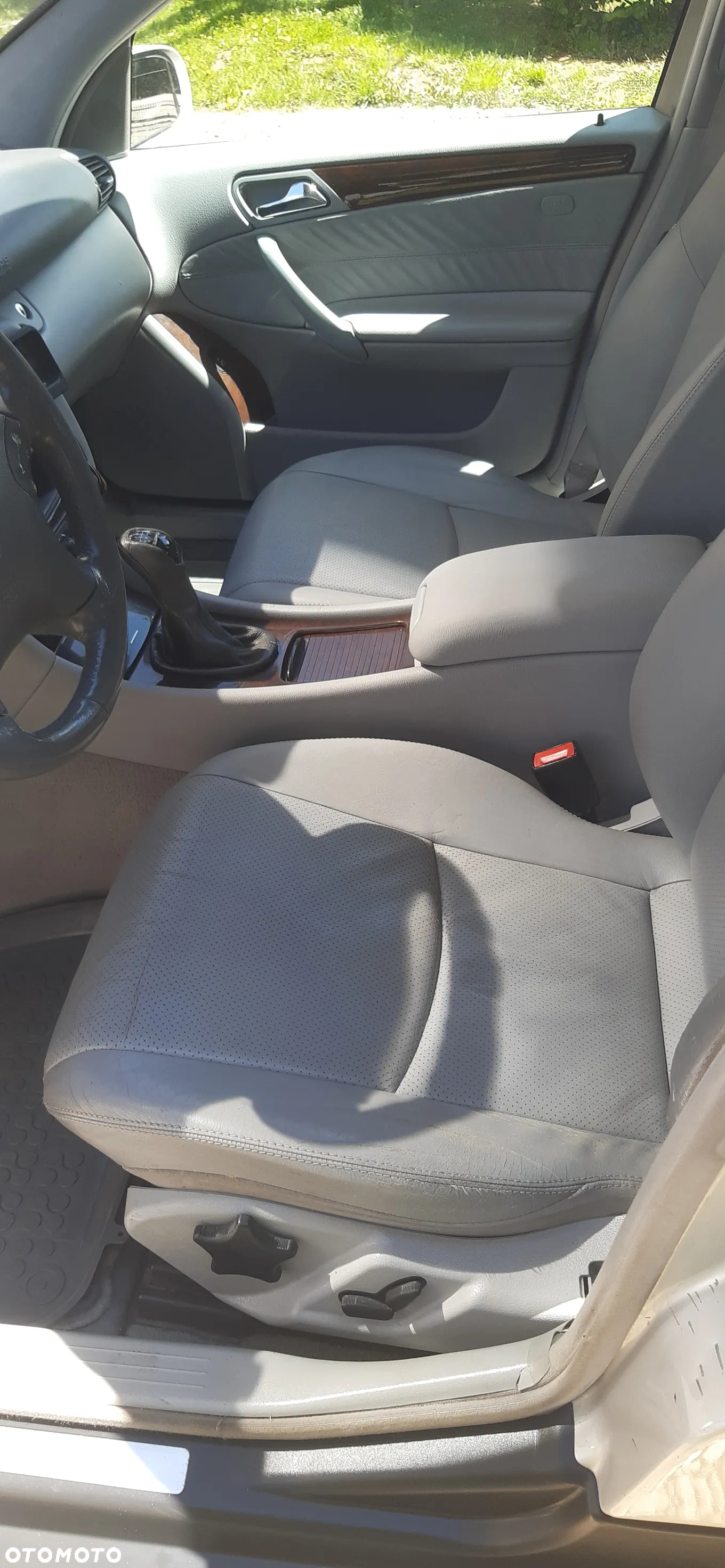 Mercedes-Benz Klasa C 220 CDI Elegance - 12