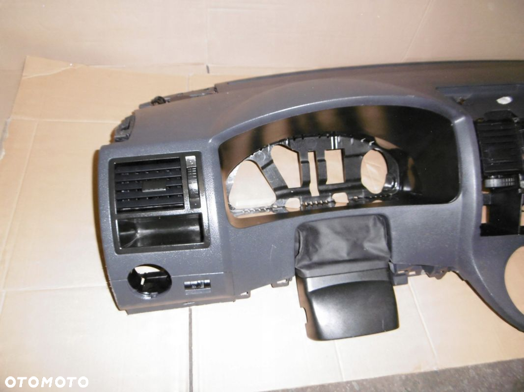 VW T5 TRANSPORTER DESKA ROZDZIELCZA KONSOLA - 3