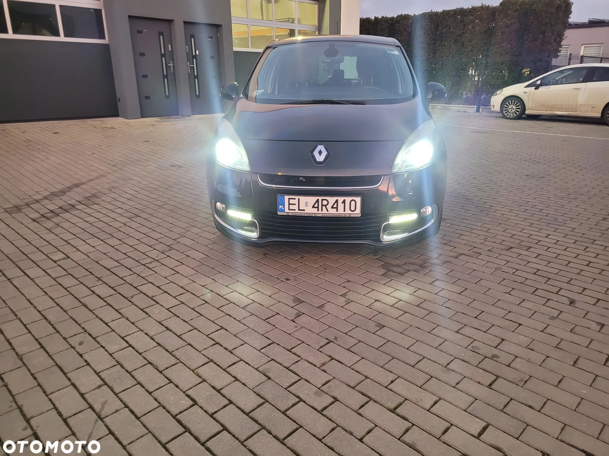 Renault Scenic 1.6 dCi Energy Bose Edition S&S - 2