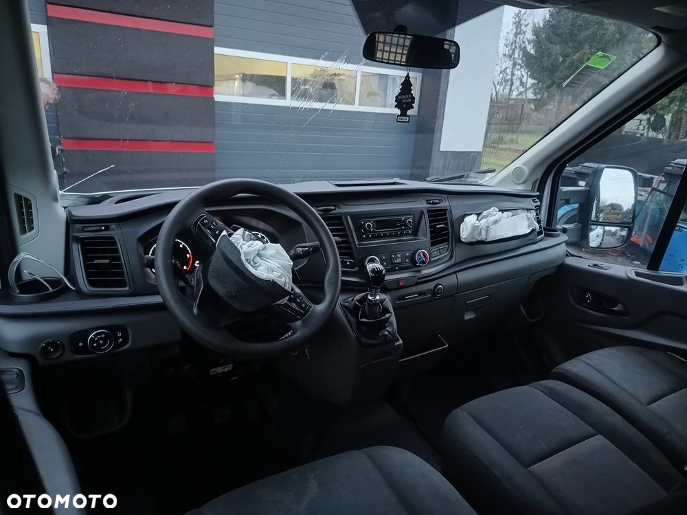 Ford Transit - 8