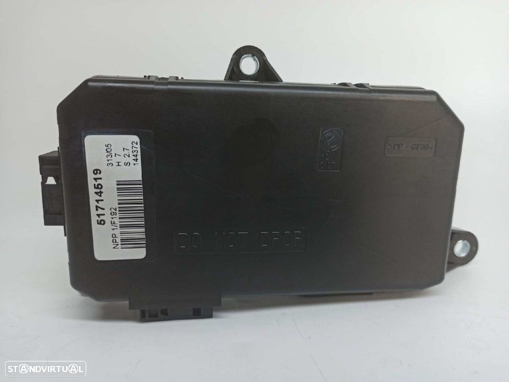 CENTRALINA/BOMBA FECHO CENTRAL FIAT STILO (192) 1.9 120 FEEL MULTIJET - 1