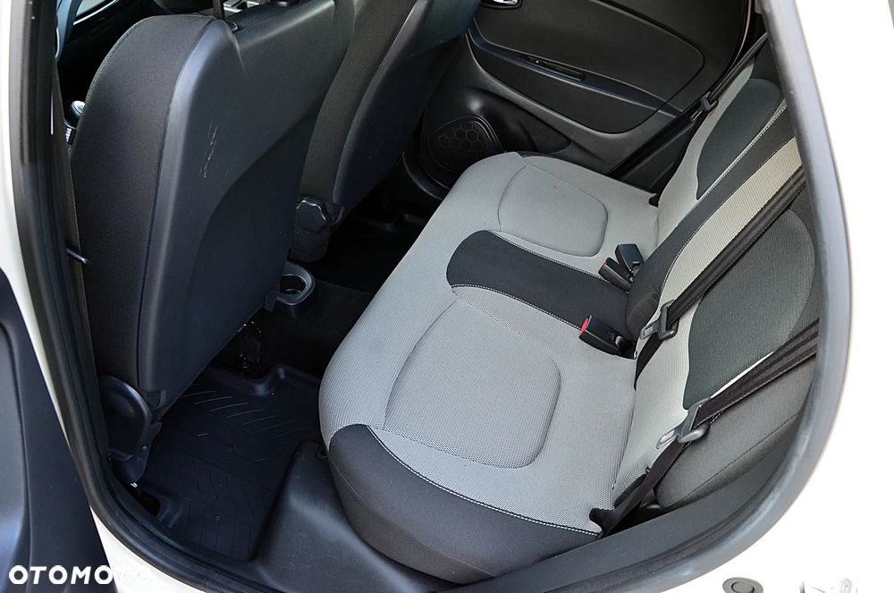 Renault Captur - 24