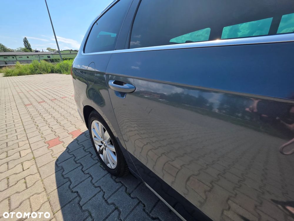 Volkswagen Passat 1.6 TDI BlueMotion - 11