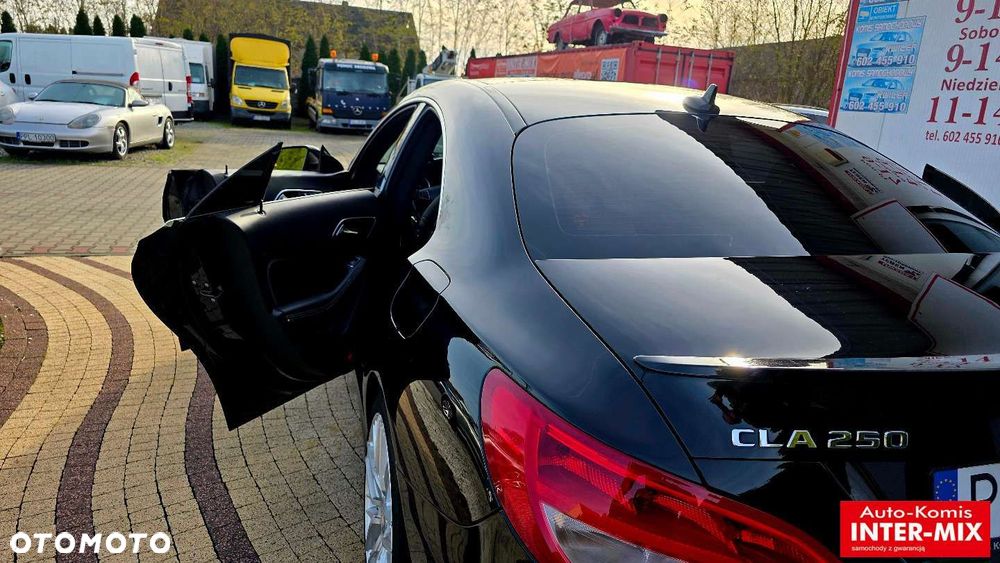 Mercedes-Benz CLA - 38