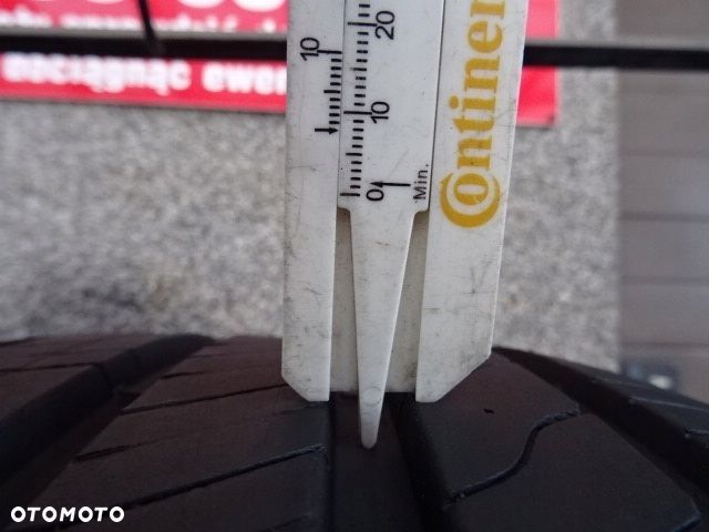 215/50/R17 95W Goodyear Efficient Grip Performance 2 - 4