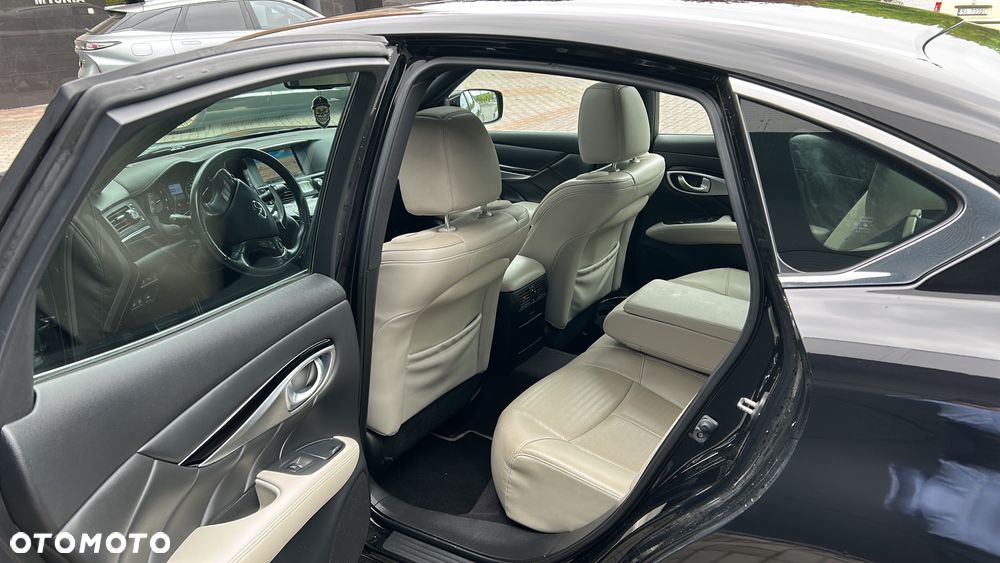 Infiniti M M30d S Premium - 3