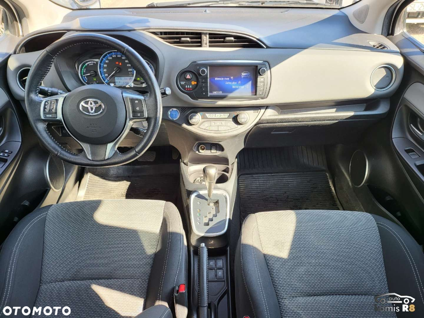 Toyota Yaris - 14