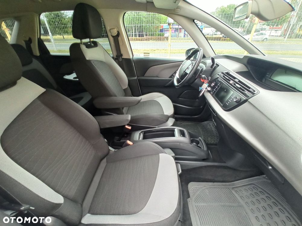 Citroën C4 Picasso - 10