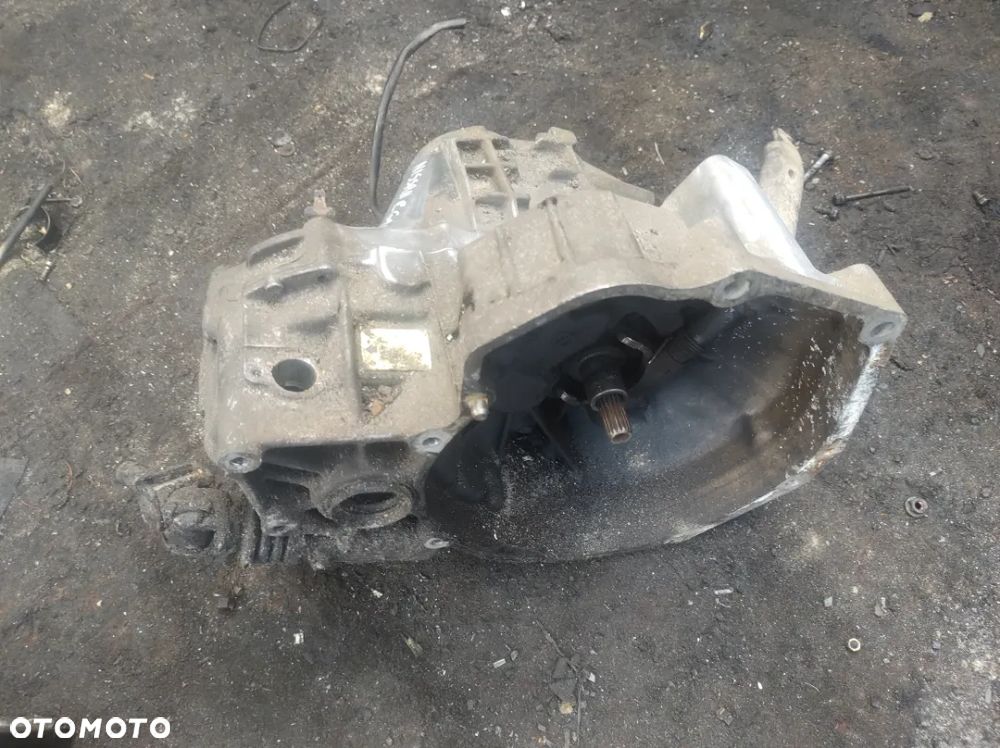 Nissan Micra K11 Skrzynia biegów 1,0 16V CG10 - 1