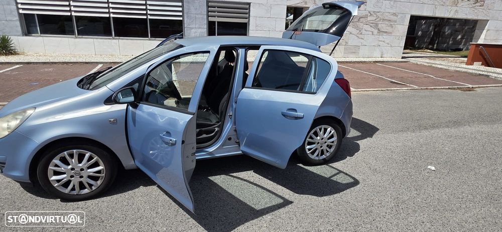 Opel Corsa 1.3 CDTI Enjoy EcoFLEX - 19