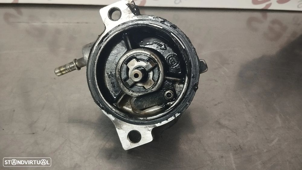 DEPRESSOR / BOMBA DE VACUO OPEL ASTRA 1.7TD REF. 0252738 - 4