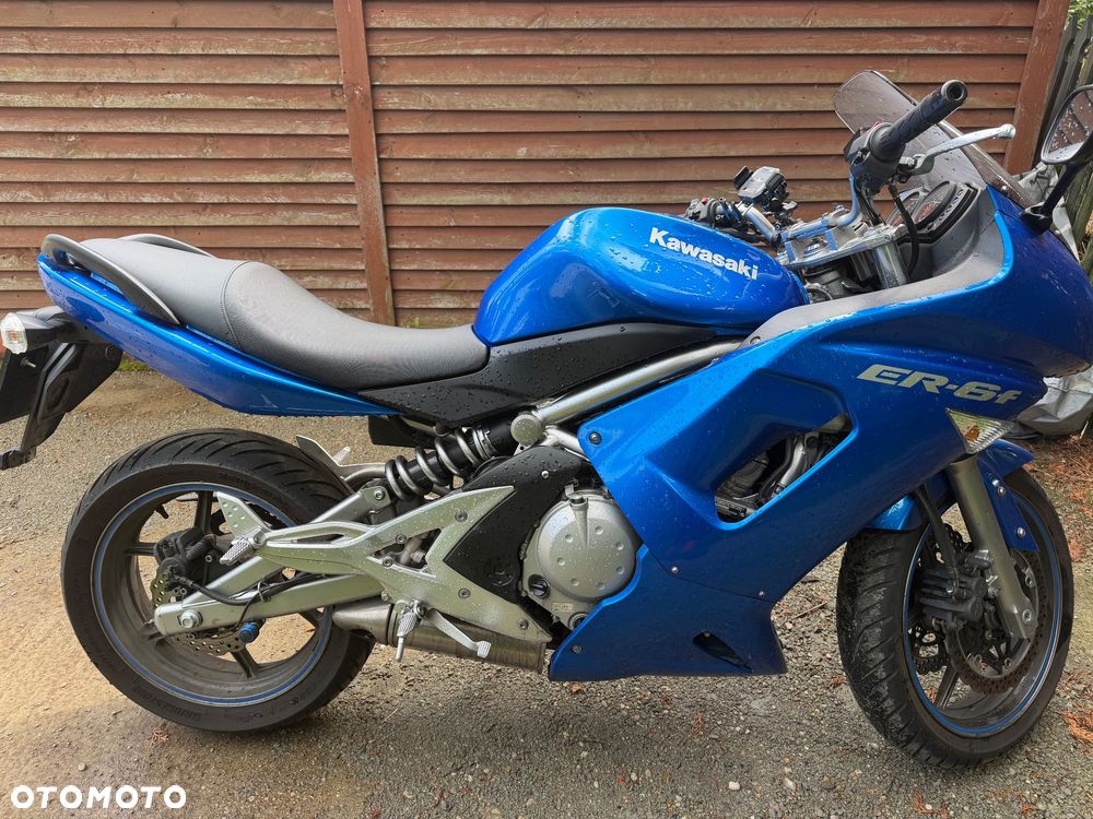 Kawasaki ER - 1
