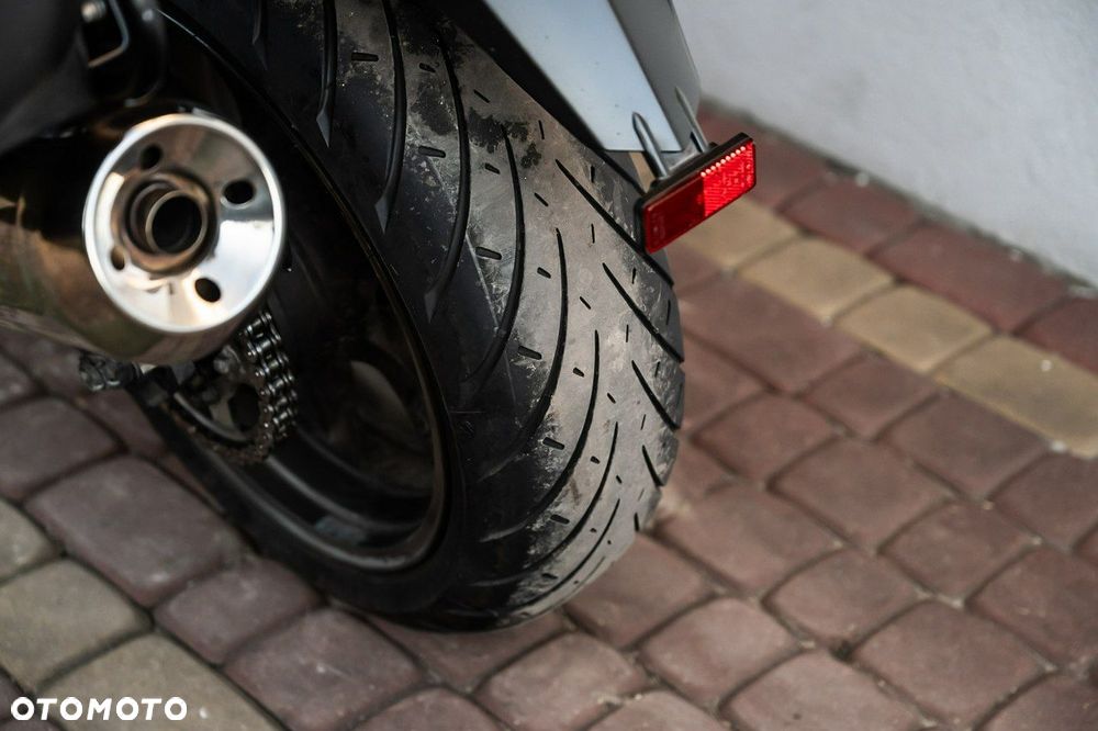 Kawasaki ZZR - 8