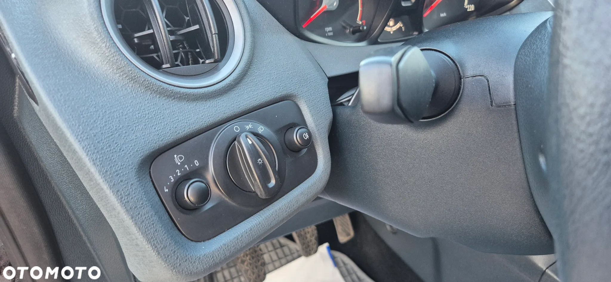 Ford Fiesta 1.25 Ambiente - 16