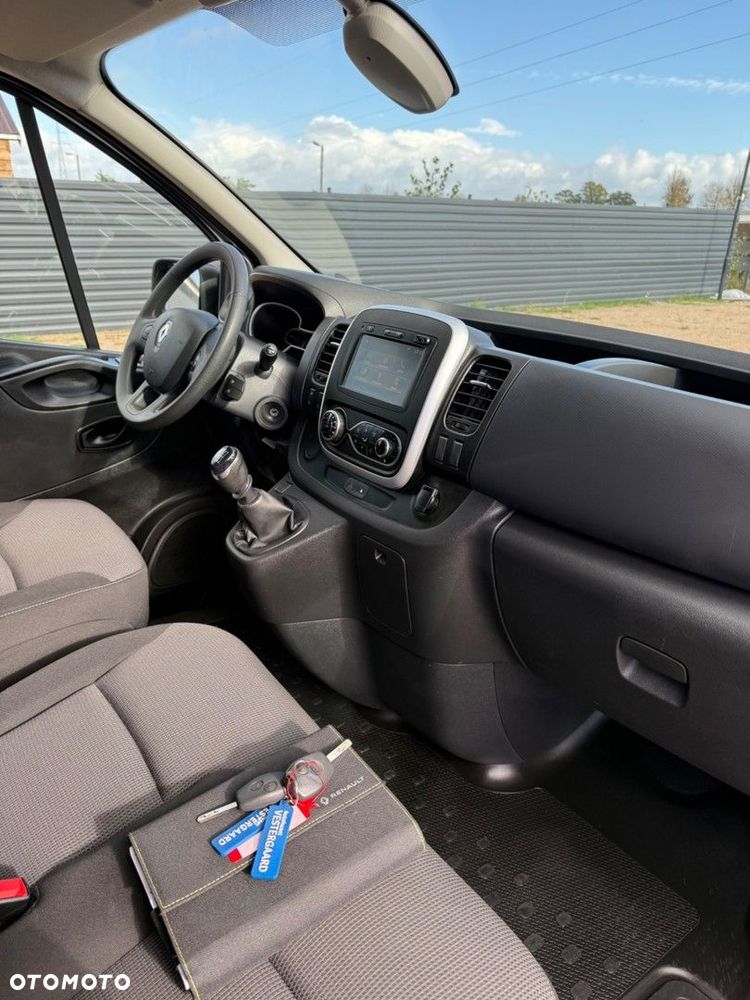 Renault Trafic - 24
