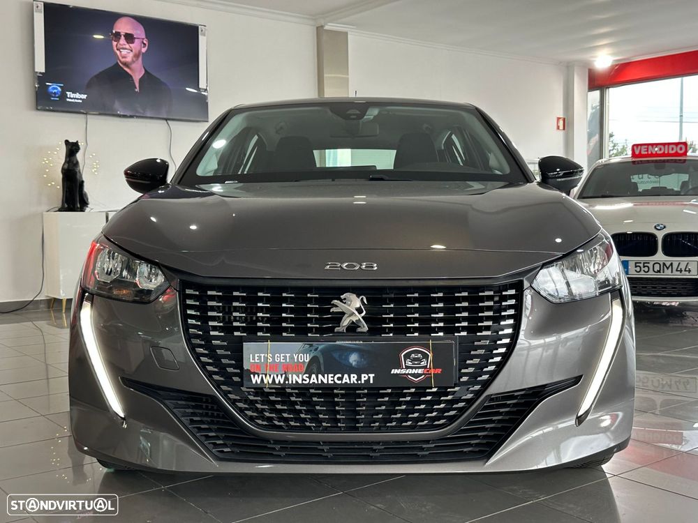 Peugeot 208 - 6