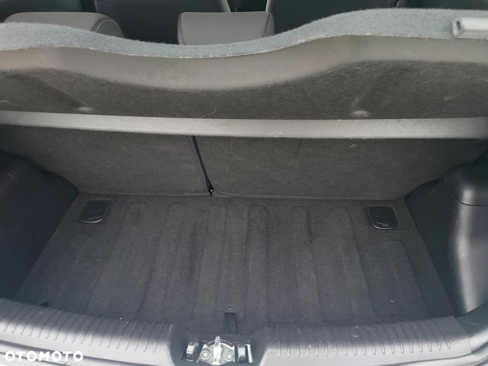 Kia Picanto 1.0 Dream Team Edition - 15