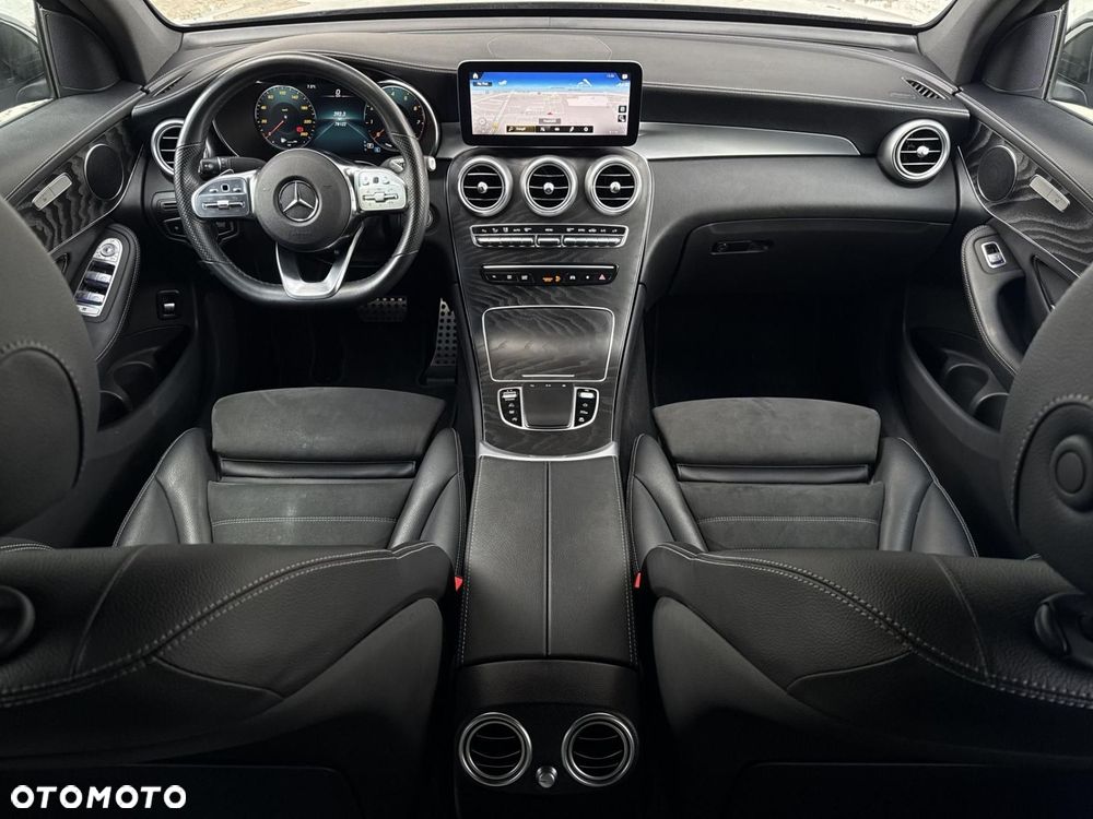 Mercedes-Benz GLC - 16