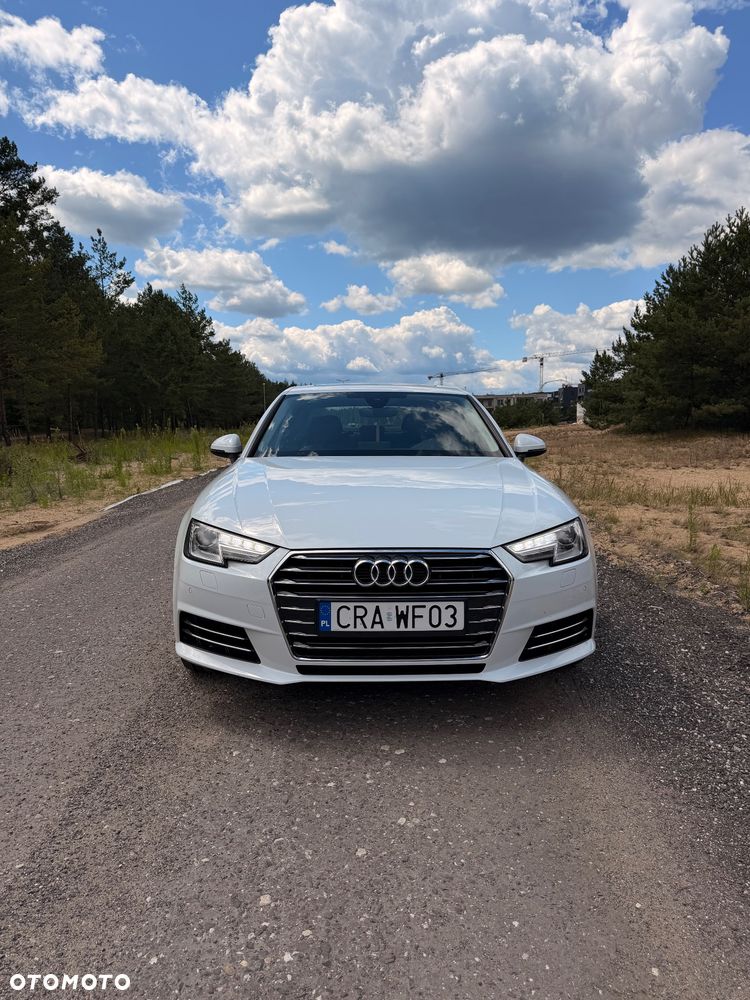 Audi A4 Limousine 2.0 TFSI ultra S tronic design - 1