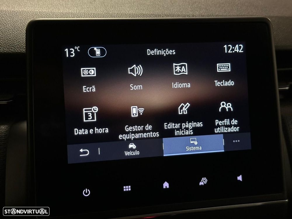 Renault Clio 1.6 E-Tech Full Hybrid Techno - 11