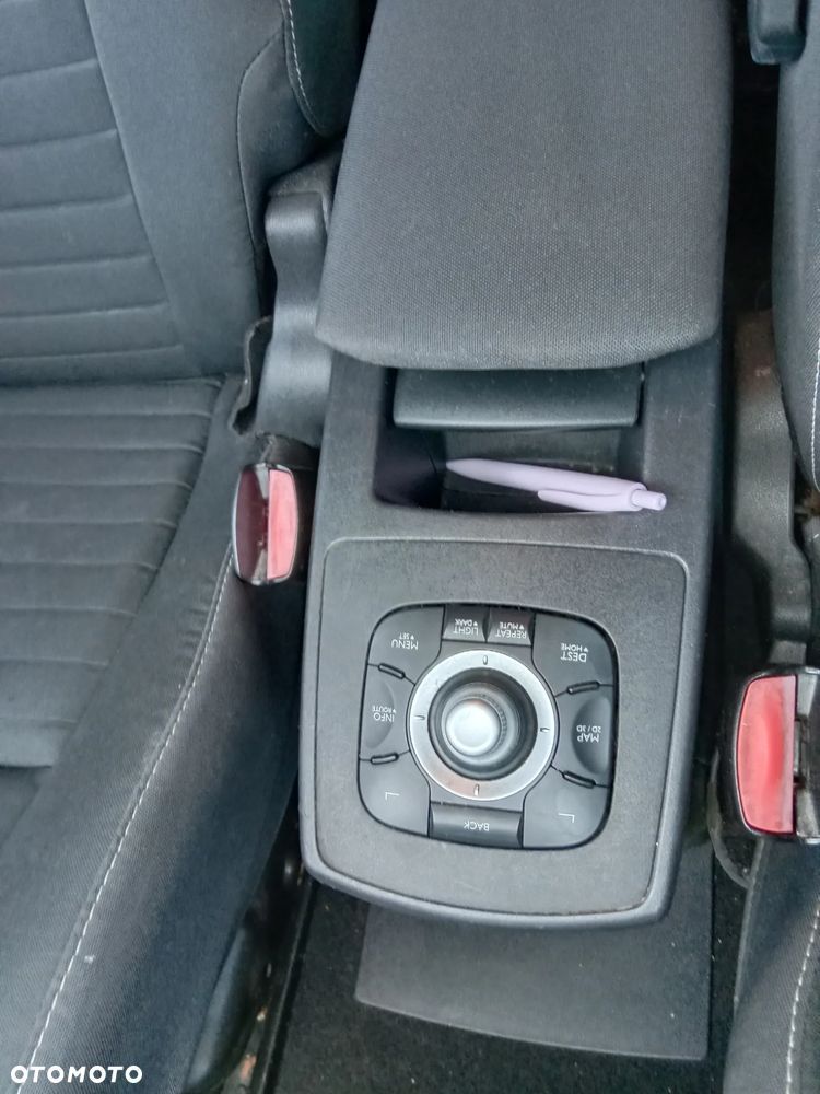 Renault Scenic ENERGY dCi 110 LIMITED - 11