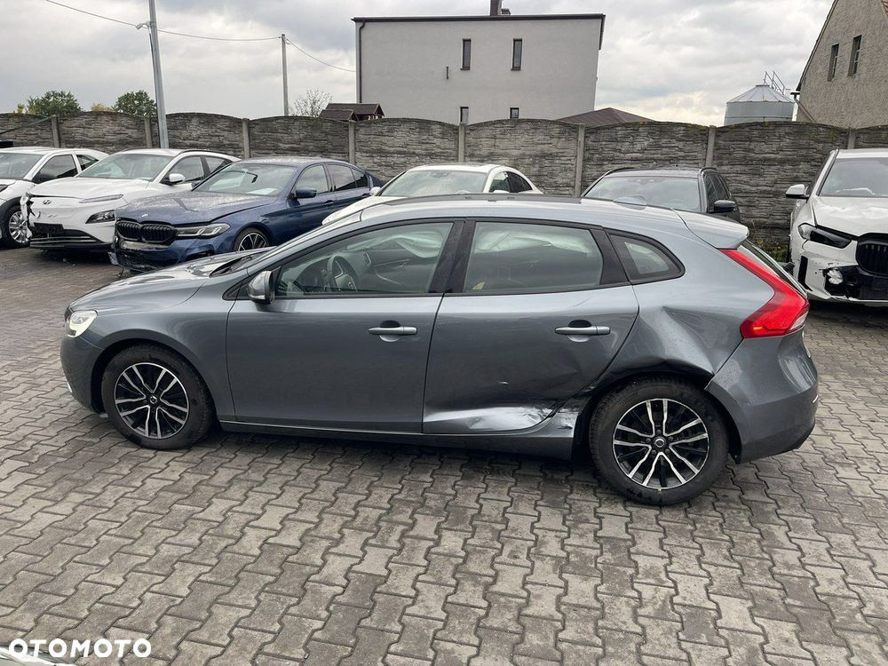 Volvo V40 D2 Geartronic Momentum - 4