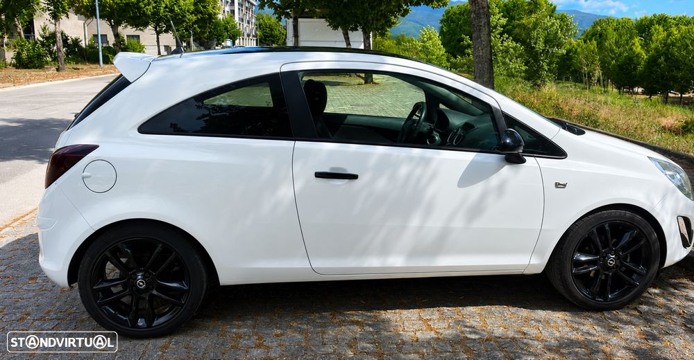 Opel Corsa 1.2 Black Edition - 3
