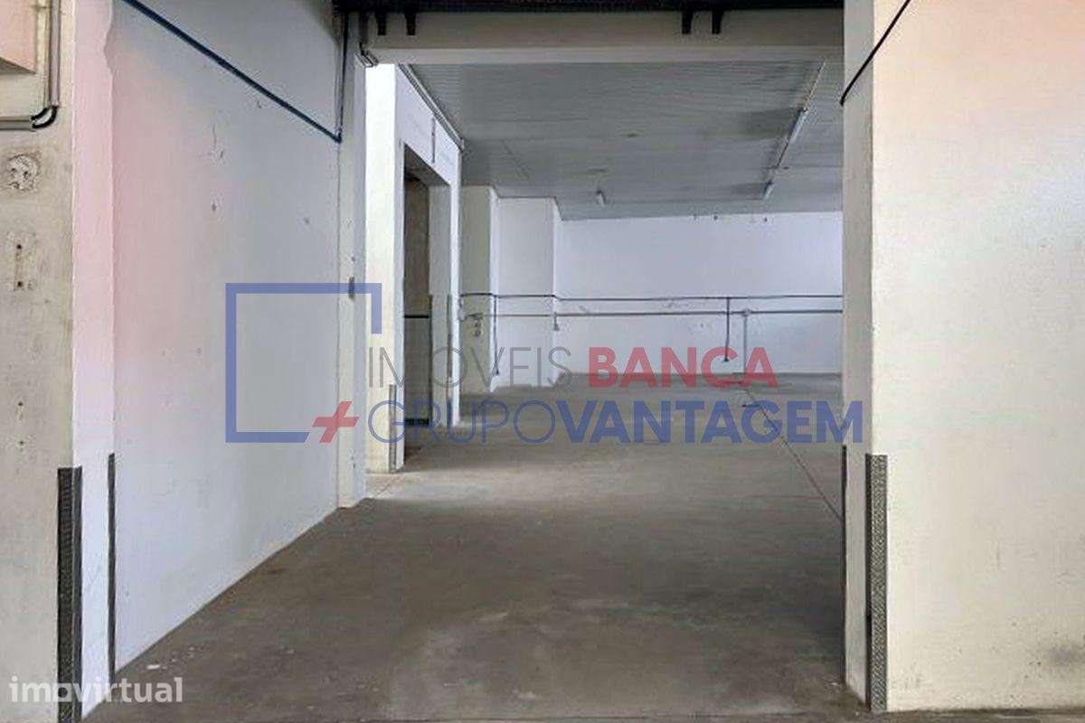 Edifício destinado a armazém / atividade industrial com 1.160m² ABC... - Grande imagem: 4/14