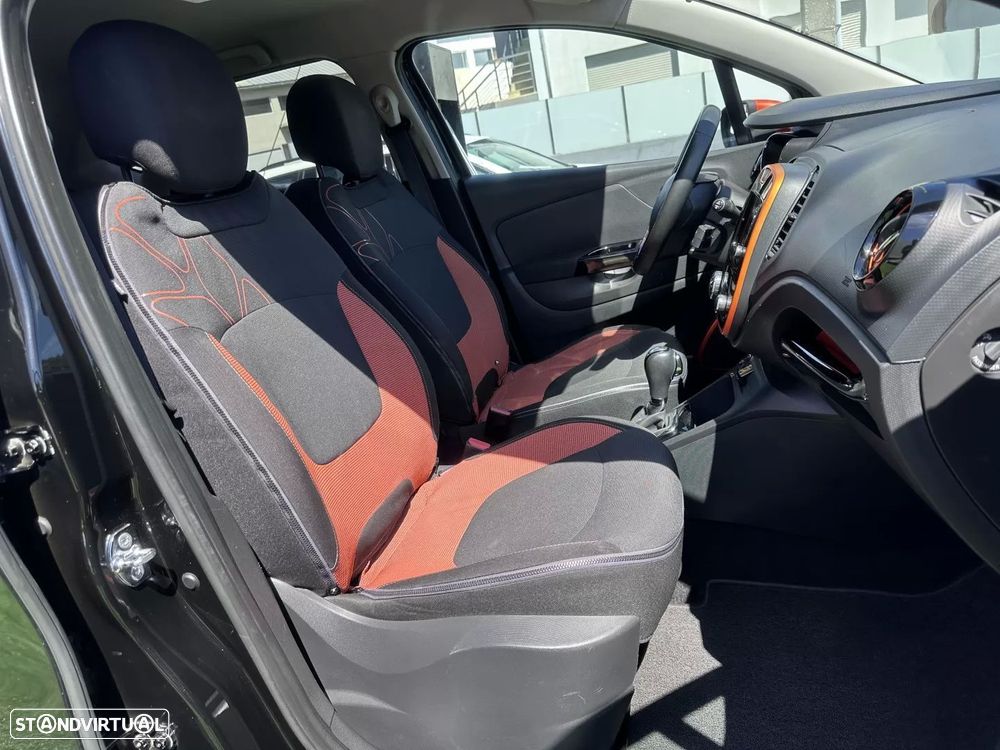 Renault Captur 1.5 dCi Sport EDC - 54