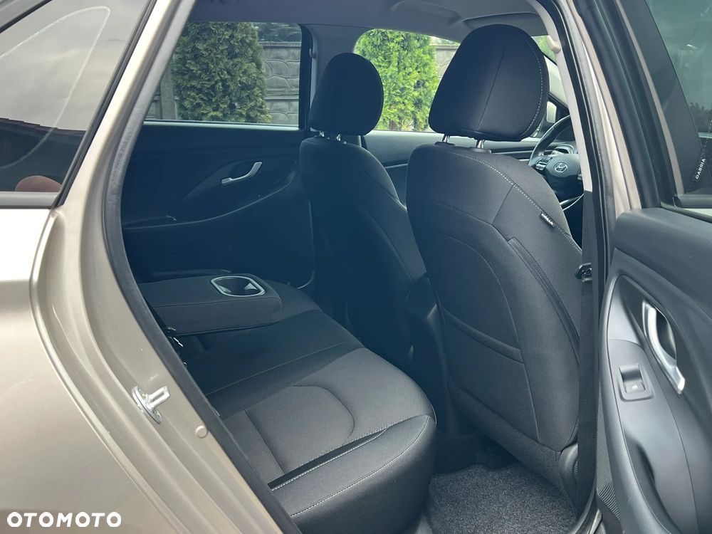 Hyundai i30 1.4 T-GDI Style - 18