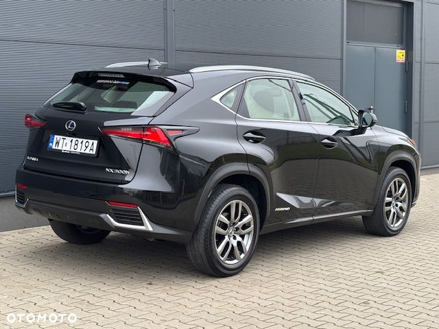 Lexus NX - 4