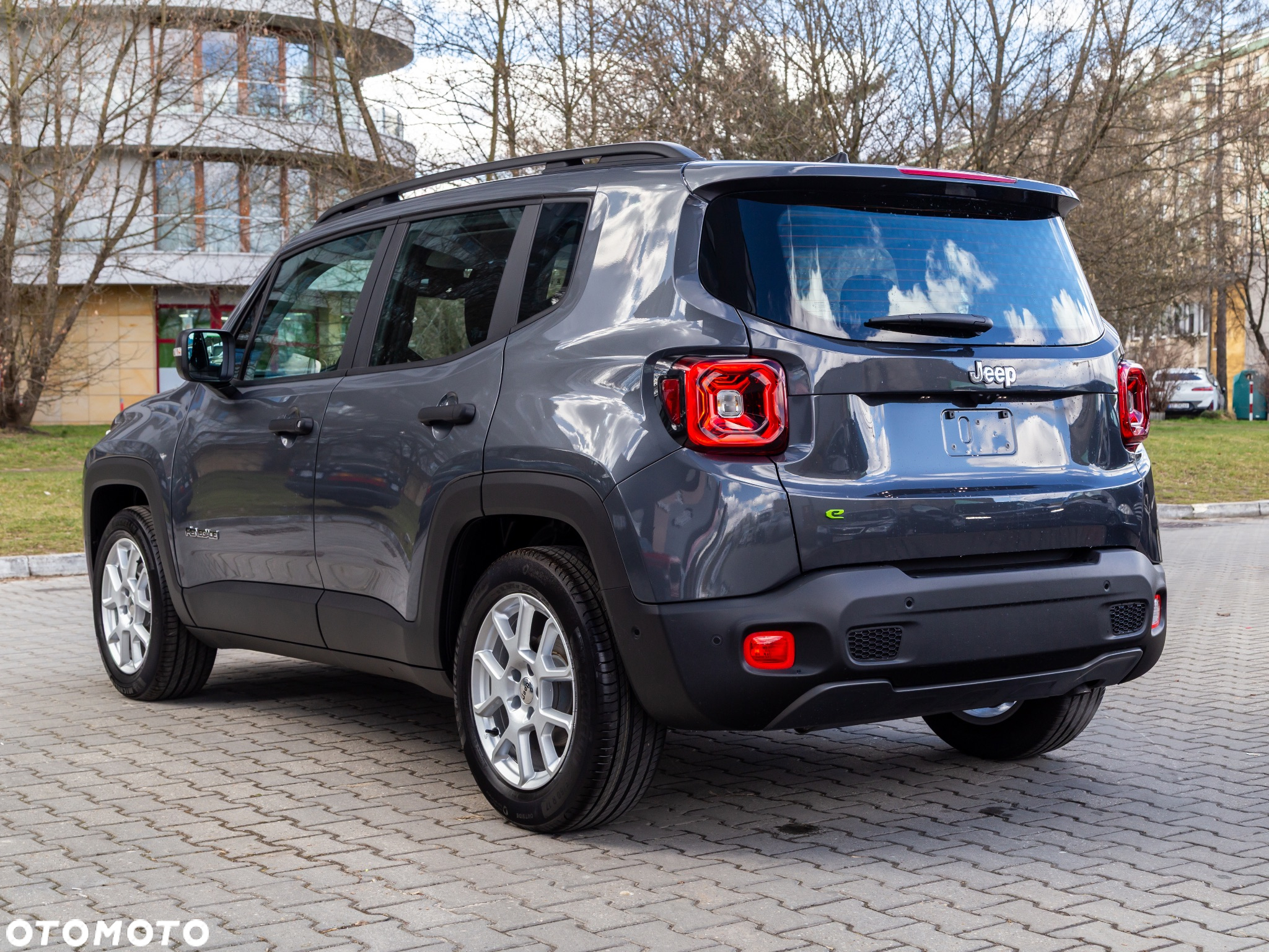 Jeep Renegade 1.5 T4 mHEV Altitude FWD S&S DCT - 4