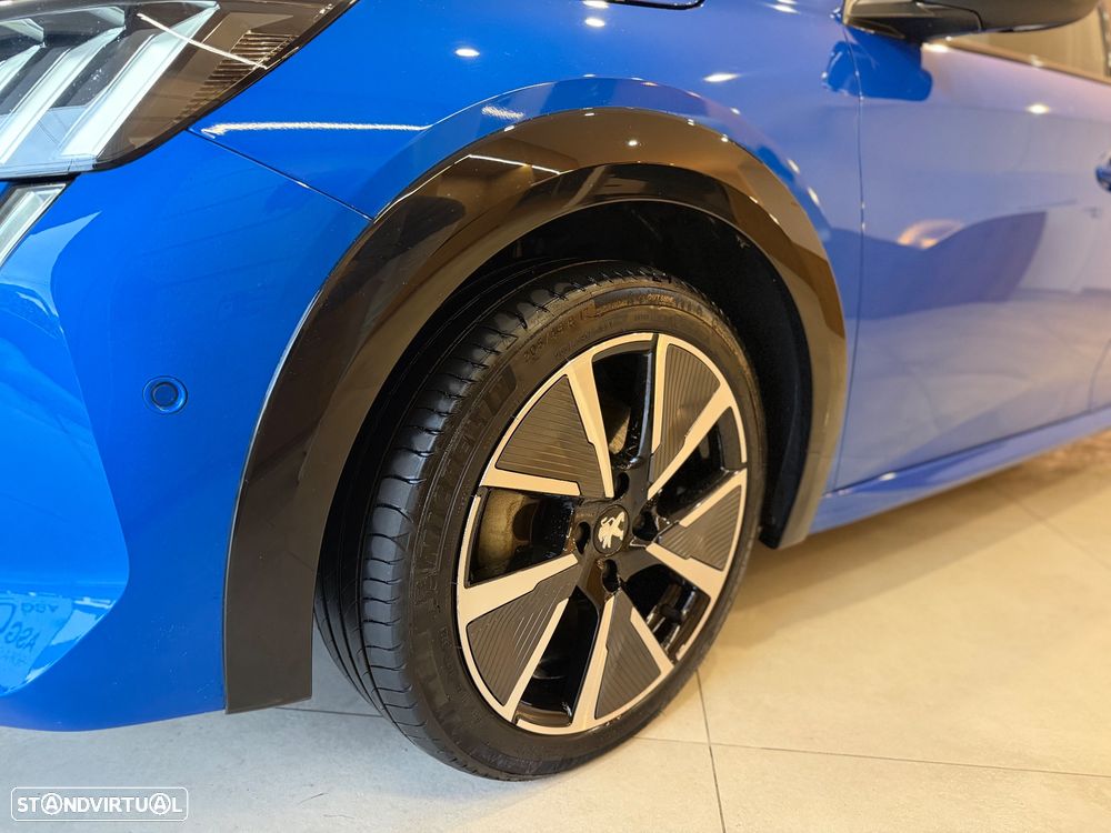 Peugeot e-208 GT Pack - 4