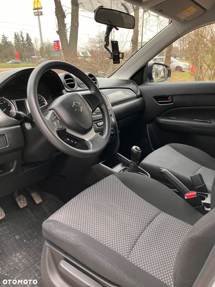 Suzuki Vitara 1.6 Comfort 2WD - 15