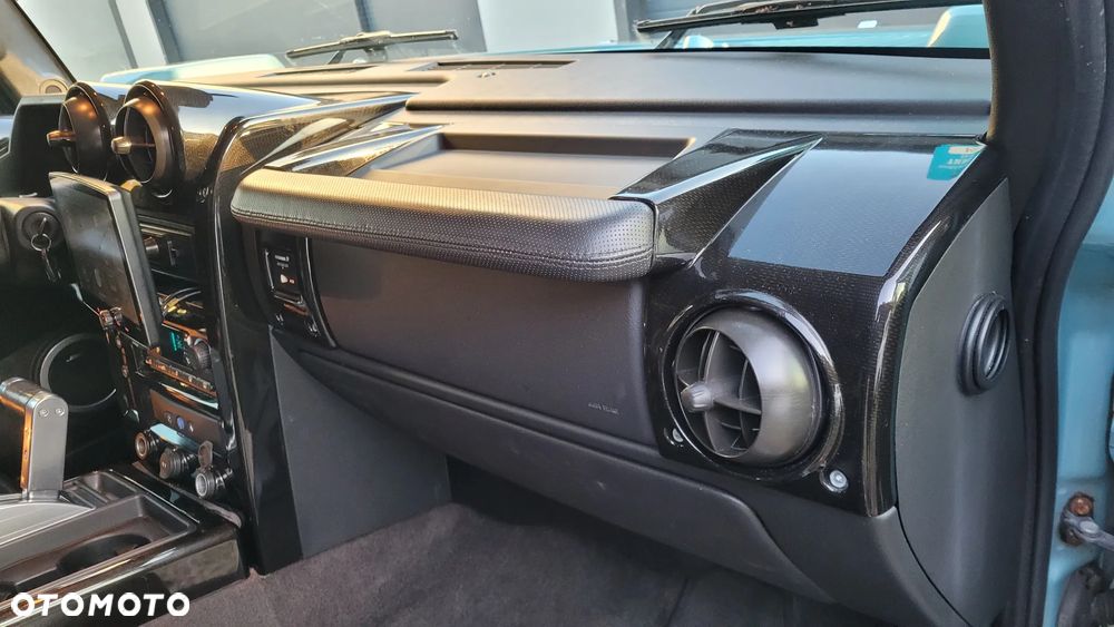 Hummer H2 6.0 V8 - 33