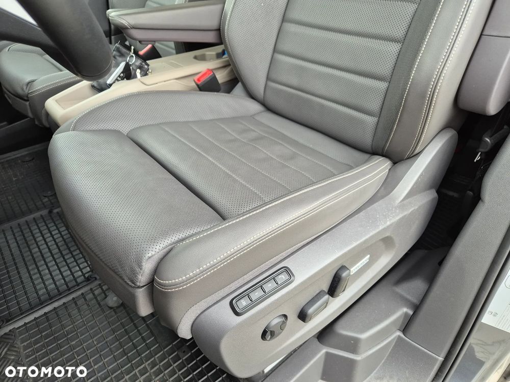 Volkswagen Multivan 2.0 TSI L2 Style DSG - 8