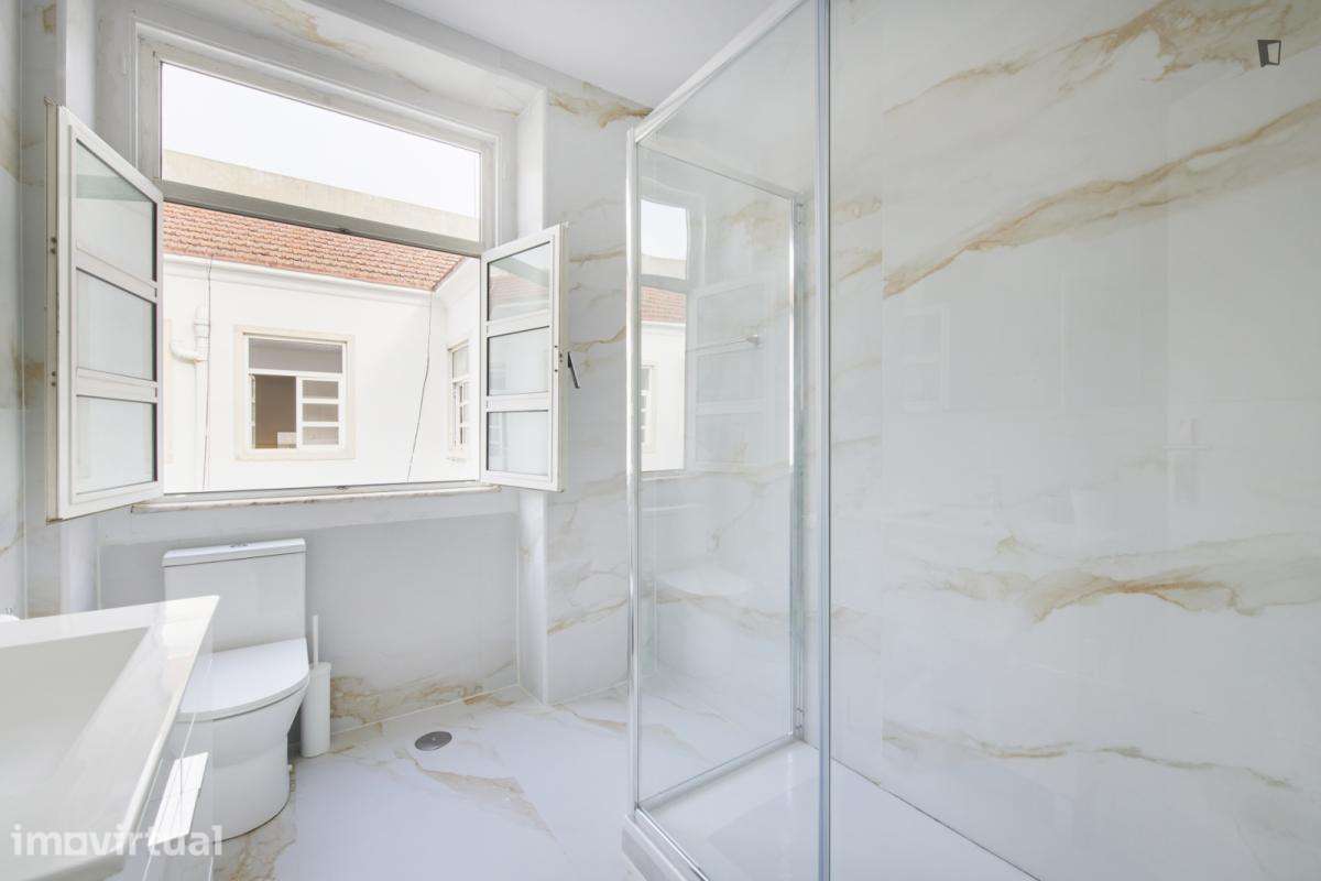 Quarto - localizado em Alcântara Lisbon - Grande imagem: 5/31