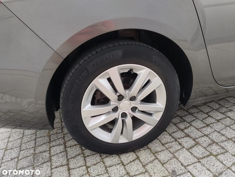 Peugeot 308 BlueHDi 130 Allure - 38