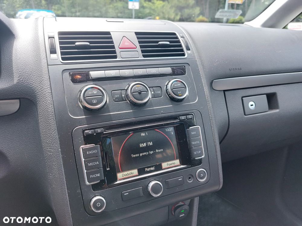 Volkswagen Touran 2.0 TDI DPF Comfortline DSG - 20
