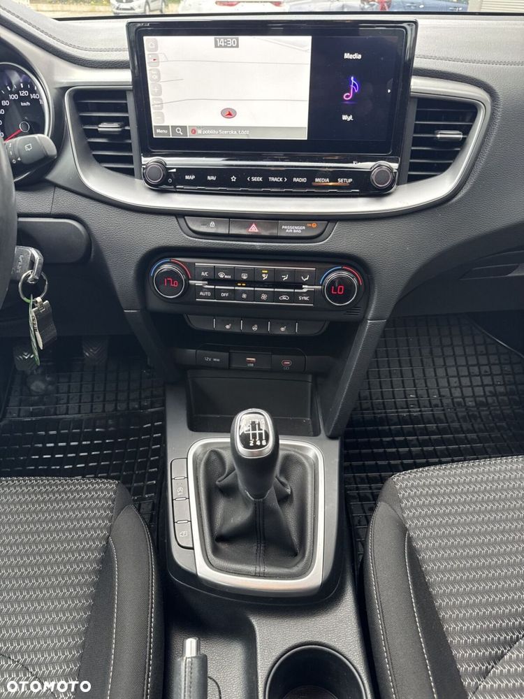 Kia XCeed 1.5 T-GDI M - 20