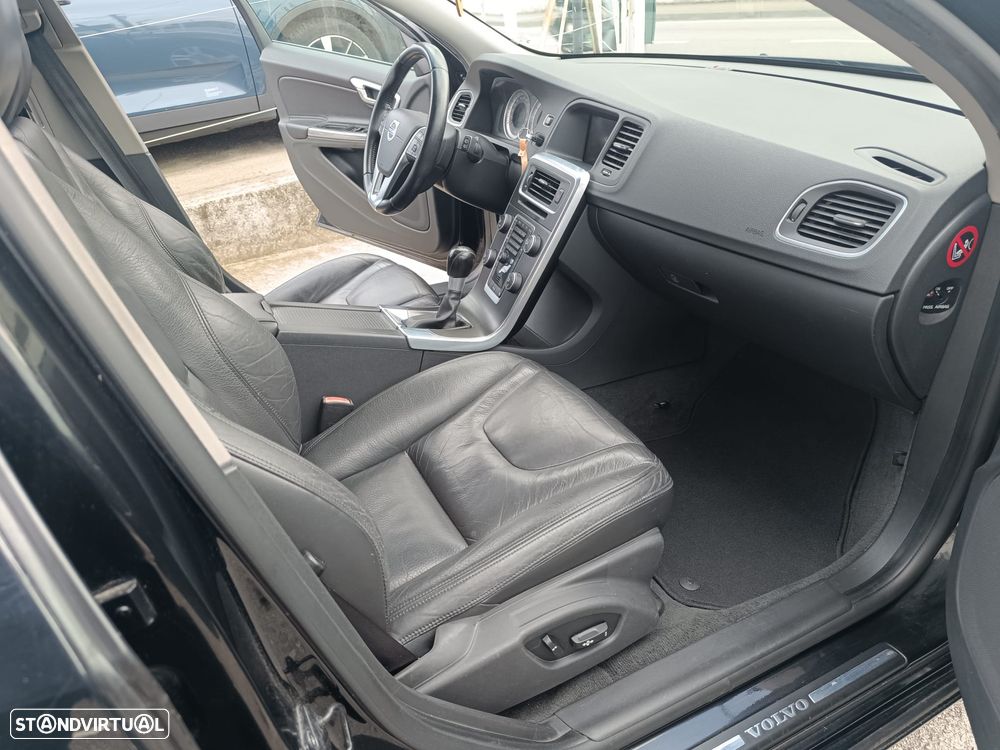 Volvo V60 - 13